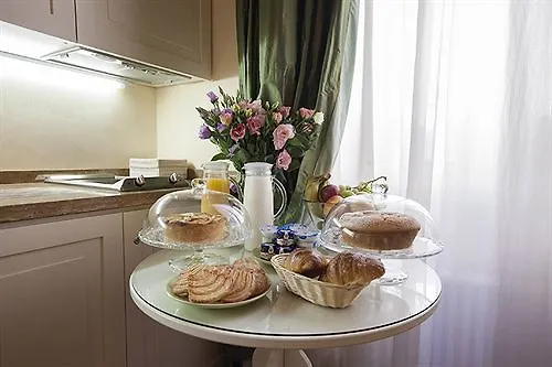 Relais Al Senato Bed & Breakfast Rome 3*,  Italy